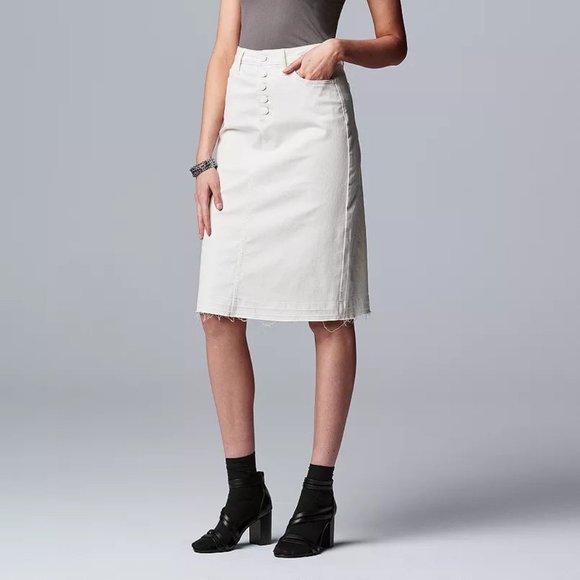 Simply Vera Vera Wang Dresses & Skirts - Simply Vera Vera Wang Size 12 White Denim Pencil Skirt